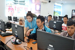 Mahasiswa Korea Berbagi IT dengan Mahasiswa PKPM IBI Darmajaya