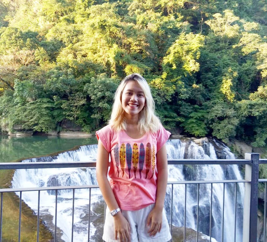 Mahasiswi IIB Darmajaya, Cristine Ceritakan Keindahan Shifen Waterfall Taiwan