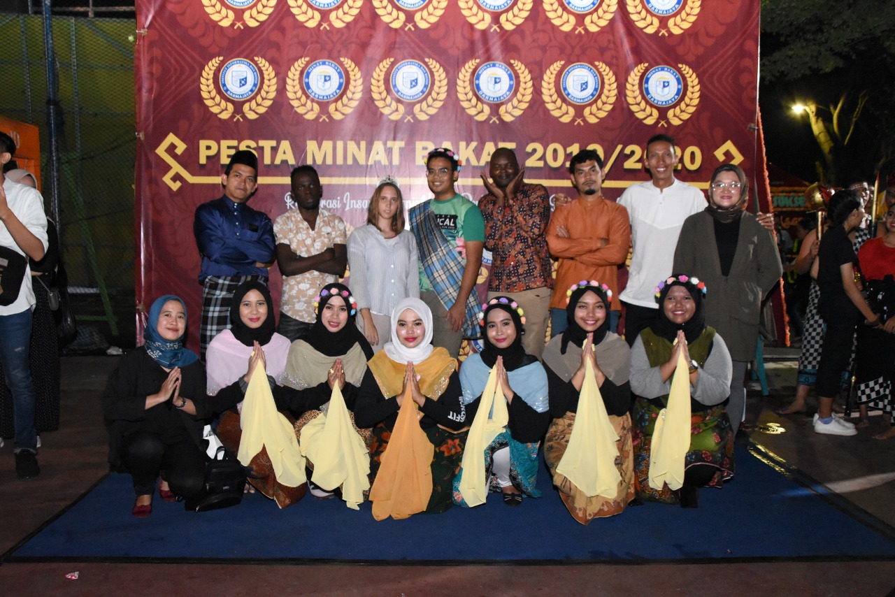 Pesta Minat Bakat Tampilkan Tarian, Mahasiswa Asing Darmajaya Suka Pertunjukannya
