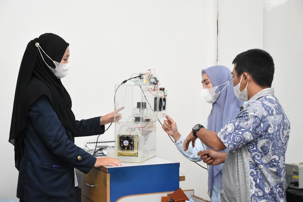 Mahasiswi Kampus Terbaik di Lampung Ciptakan Sistem Filterisasi Asap Rokok Otomatis, Begini Fungsinya