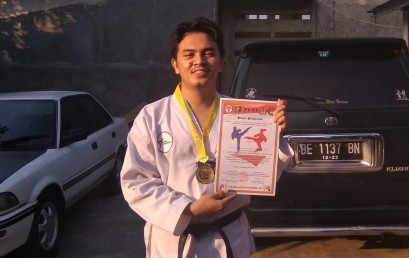 Mahasiswa PTS Terbaik se Sumbagsel dan Hafiz Quran ini Juara E-Tournament Festival Taekwondo Lampung 2021