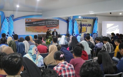 Mahasiswa Antusias Dengarkan Pembicara dari Jakarta Smart City