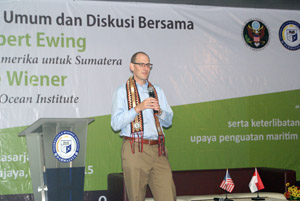 Konsul Amerika Serikat dan Schmid Ocean Institute Berbagi Ilmu Dengan Pemuda Lampung