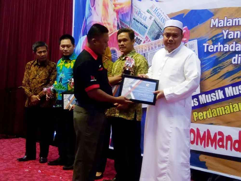 IIB Darmajaya Raih Penghargaan Perguruan Tinggi Terbaik dalam Peningkatan SDM di Lampung