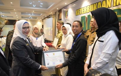 IIB Darmajaya Kembali Raih Anugerah KI Lampung 2019