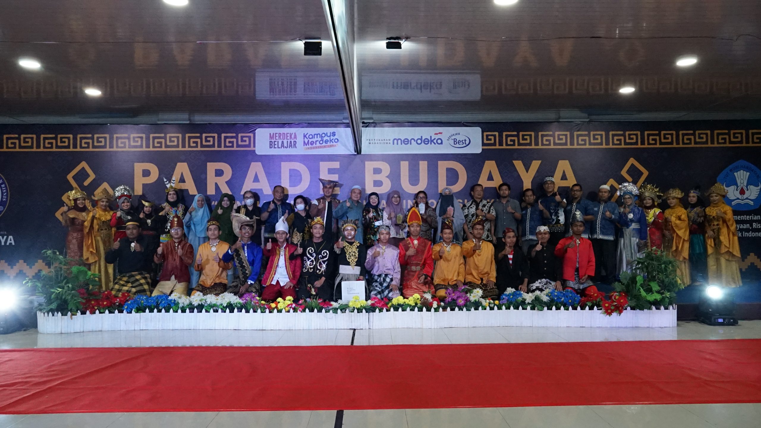Gelar Parade Budaya PMM 2, Mahasiswa asal Pulau Jawa dan Sulawesi Tampilkan Tarian, Lagu Hingga Cerita Daerah