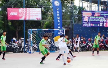 SMA Tri Sukses Juarai Darmajaya Student Futsal Tournament 2016