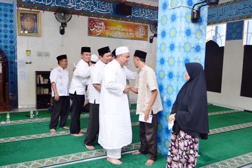 Apresiasi Kinerja, Rektor Darmajaya Berangkatkan Haji Dosen dan Karyawan