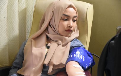 Tingkatkan Jiwa Peduli terhadap Sesama, UKM KSR PMI IIB Darmajaya Gelar Donor Darah Sukarela