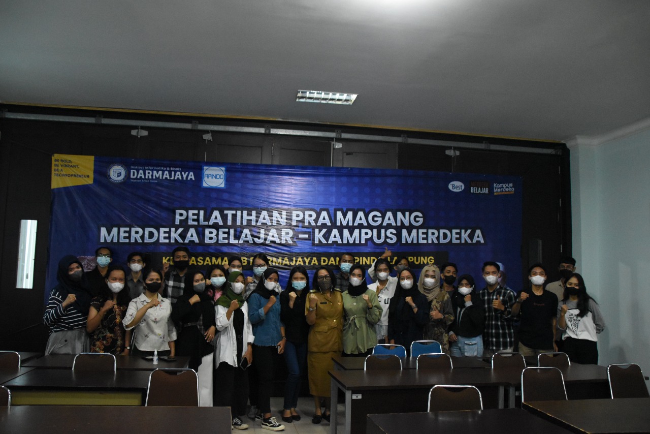 IIB Darmajaya–Apindo Lampung Bekali Puluhan Mahasiswa Pelatihan Pra- Magang