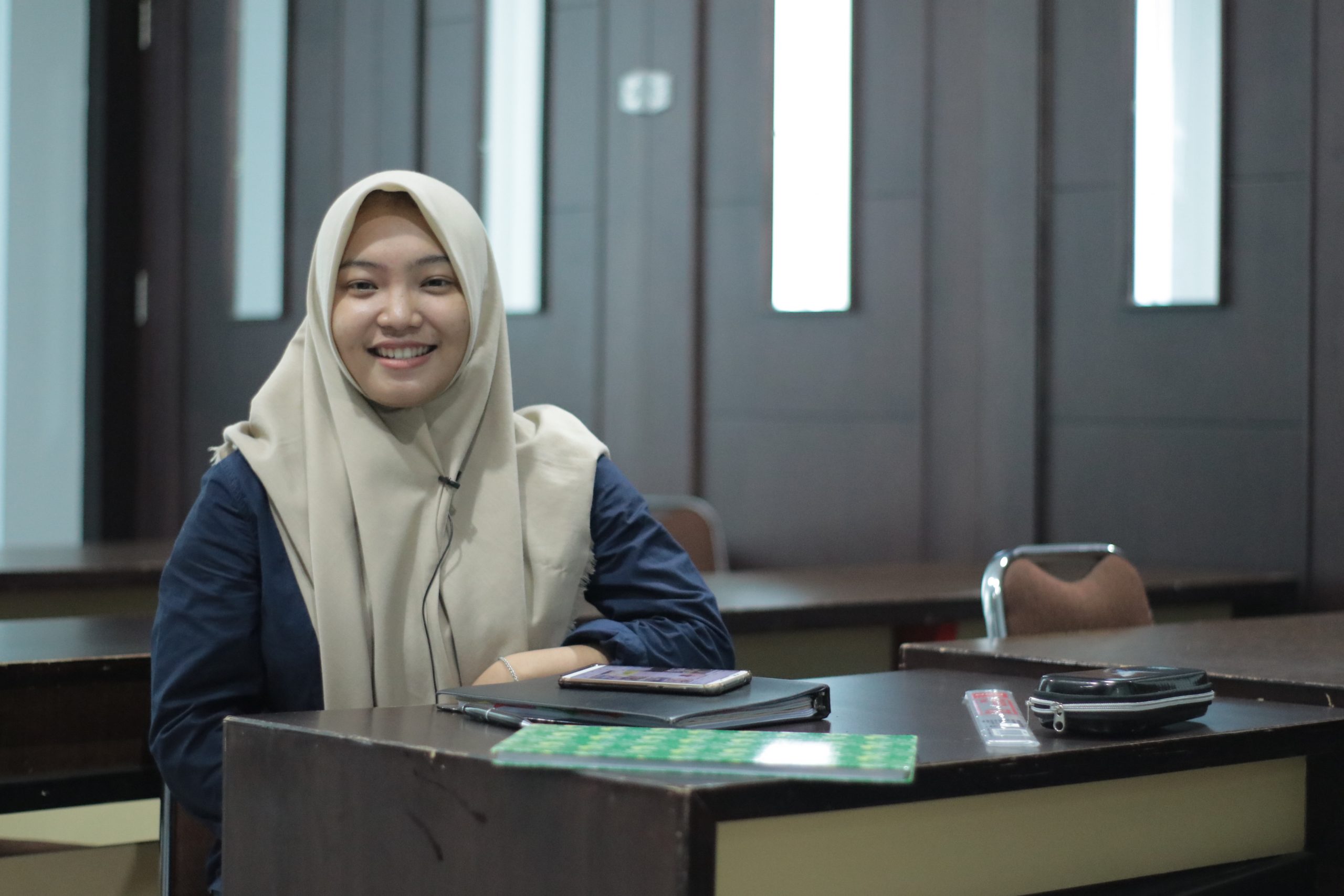 Wow…Satu-satunya dari Sumatra, Mahasiswi Kampus The Best di Indonesia ini Lolos Magang Bersertifikat di Anak PLN