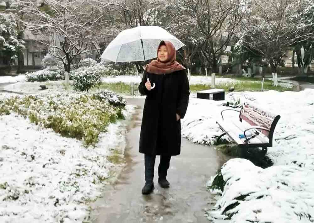 Mahasiswa Darmajaya Ini Menikmati Salju di Tiongkok