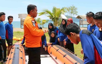 Tingkatkan Kecakapan, KSR Darmajaya Gelar Pelatihan Water Rescue