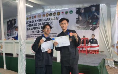 Dua Mahasiswa Prodi Sistem Komputer IIB Darmajaya Juara Pencak Silat di Lampung Selatan