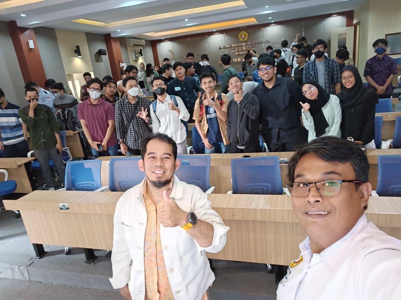 Dosen Prodi Magister Teknik Informatika IIB Darmajaya Isi Kuliah Umum di UPN Yogyakarta