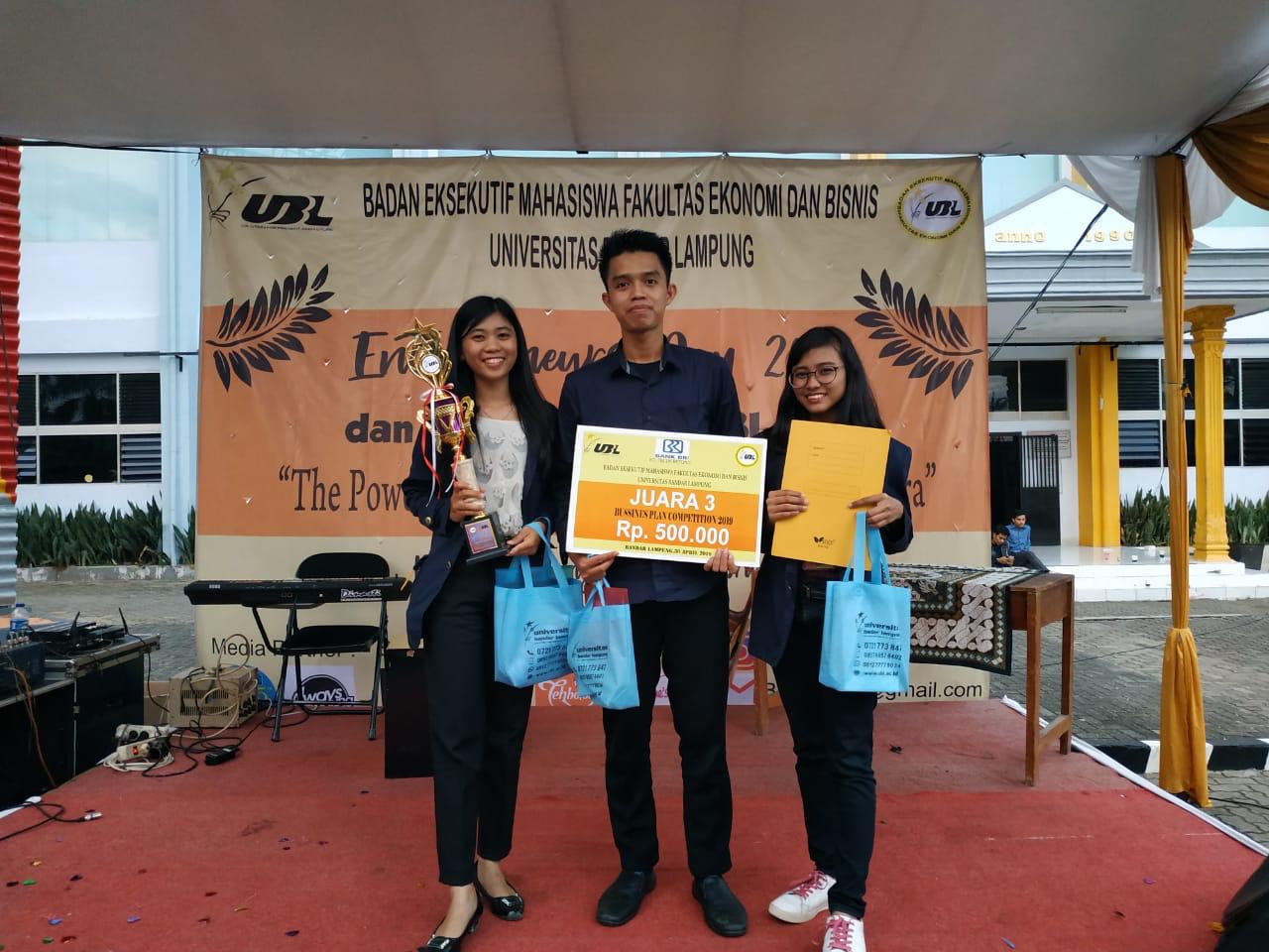 Mahasiswa IIB Darmajaya Juara Tiga Bussines Plan Tingkat Provinsi Lampung