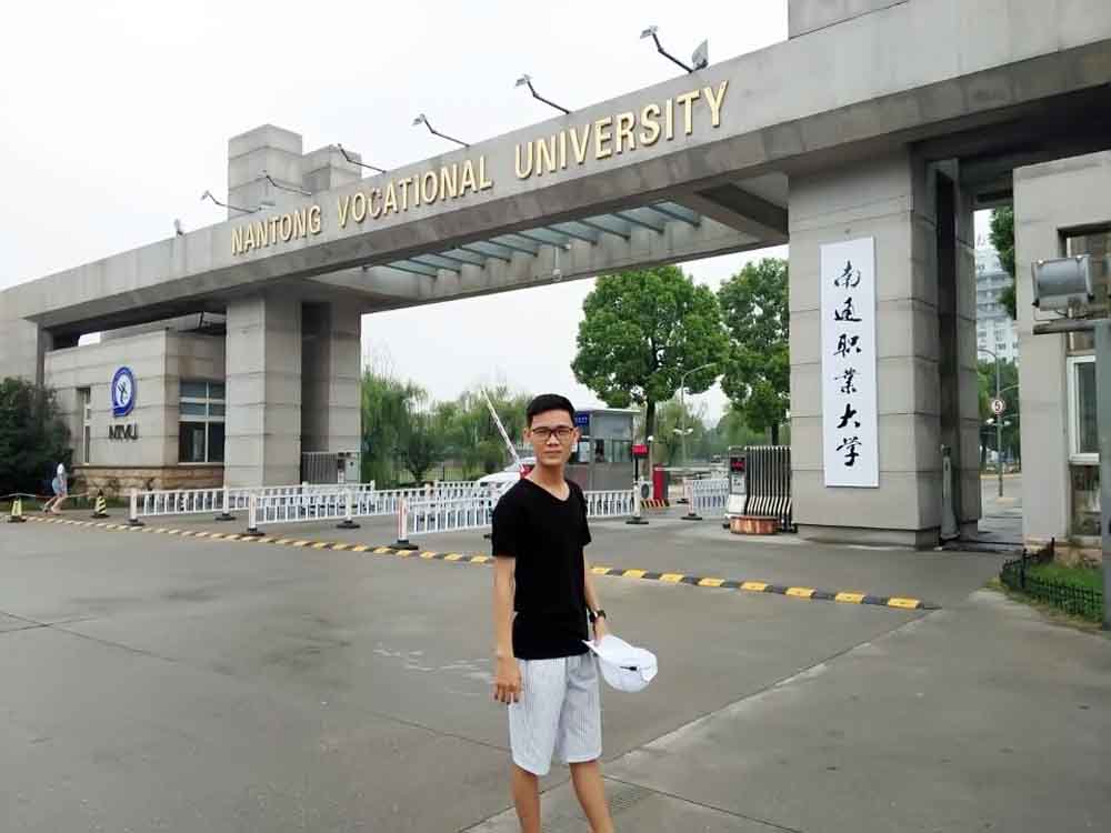 Anak Tukang Las Asal Lampung Kuliah di Tiongkok